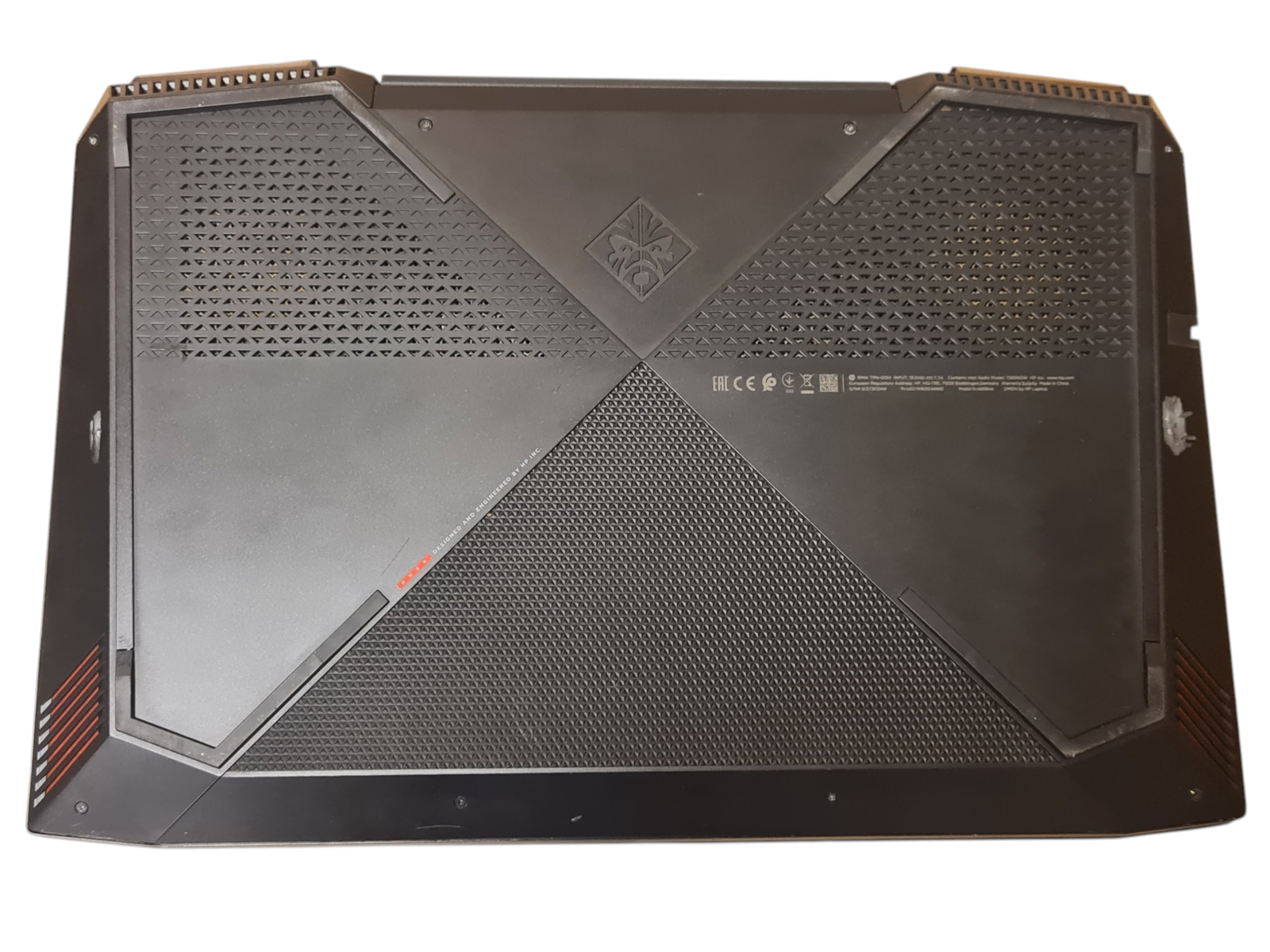HP OMEN 15 - i7-7700HQ / 32GB RAM / 256GB SSD+1TB HDD - Image 12
