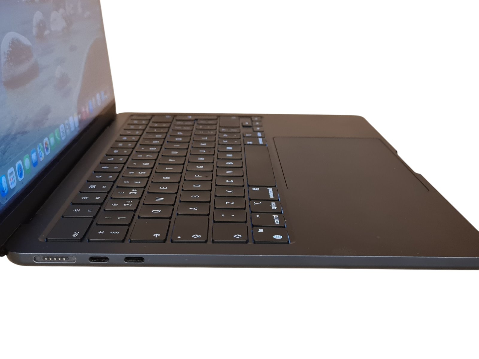 MacBook Air 13" 2022 Apple M2 / 8GB / 256GB SSD - Image 9