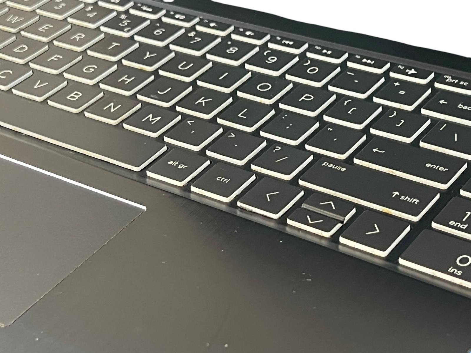 HP Pavilion 15" – Intel i5-8300H / 8GB RAM / 256GB SSD - Image 4