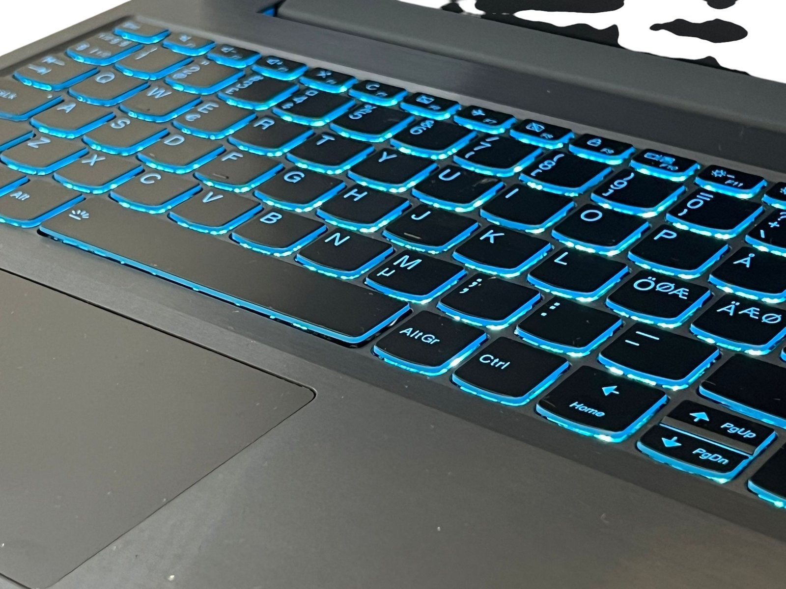 Lenovo Gaming L340 - i5-9300H / 8GB / 256GB / GTX 1050 - Image 9