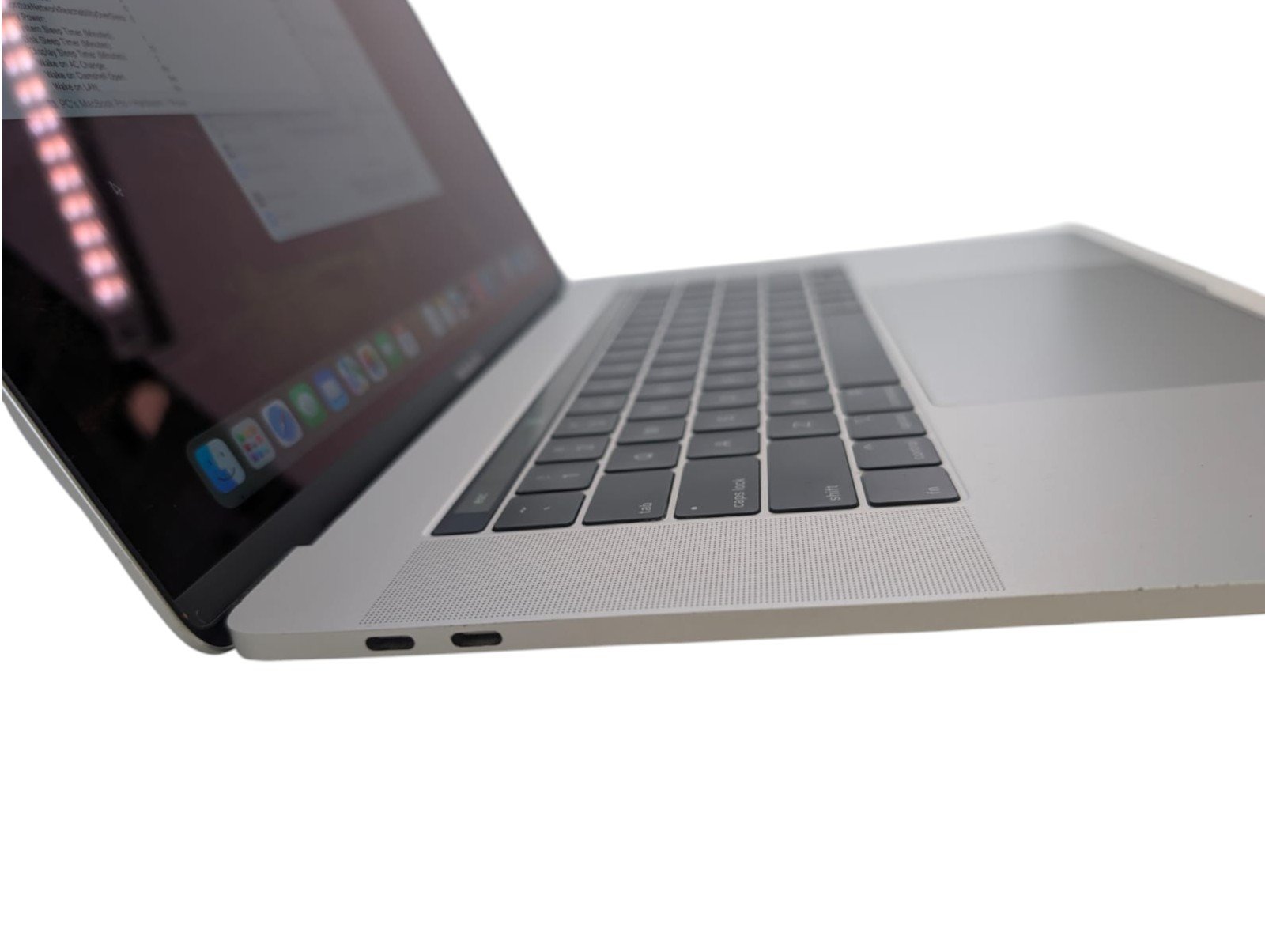 MacBook Pro 15″ TB 2018 6-Core Intel Core i7 16GB/256GB - Image 5