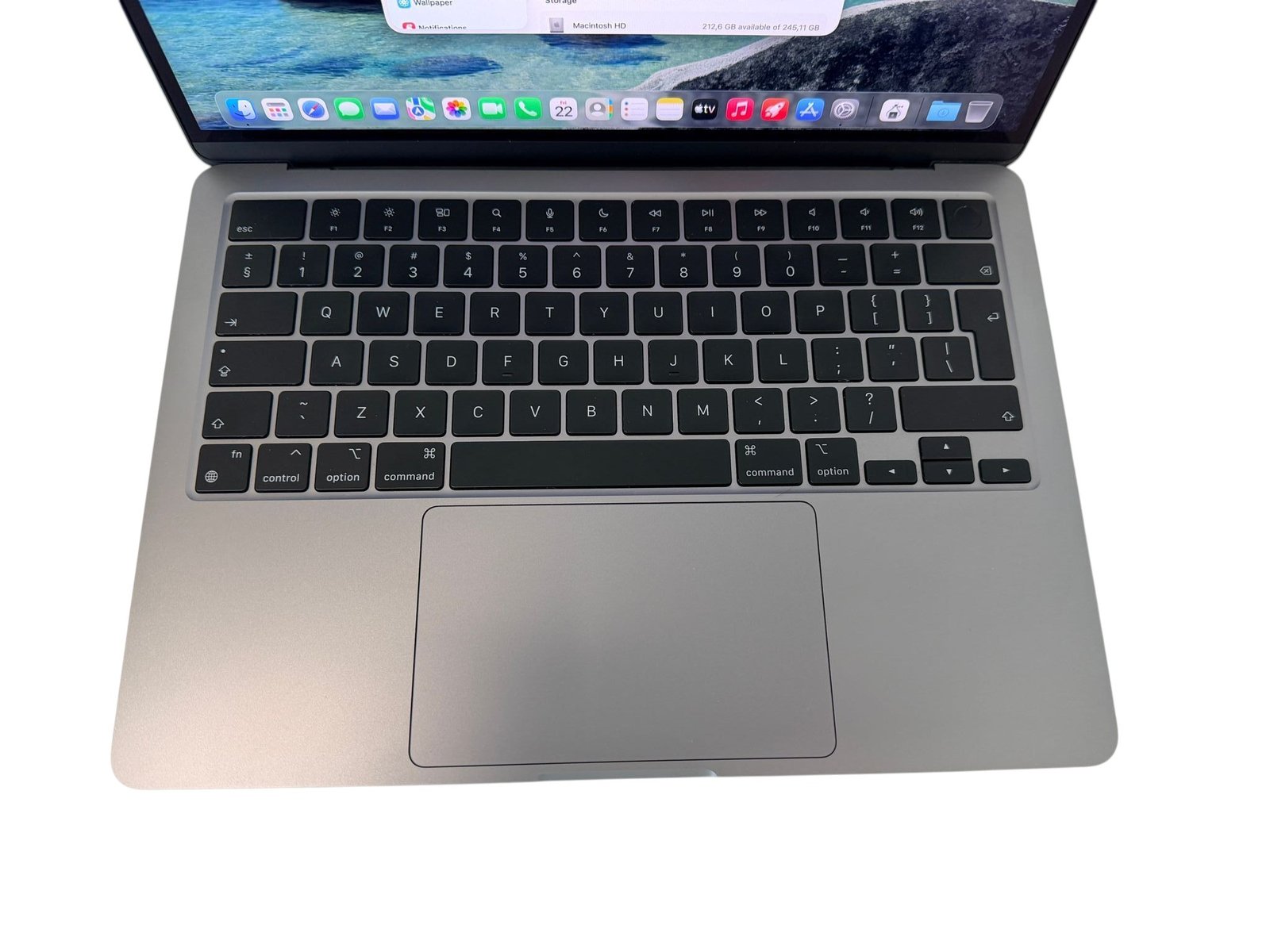 MacBook Air 13" 2022 Apple M2 / 8GB / 256GB SSD - Image 3