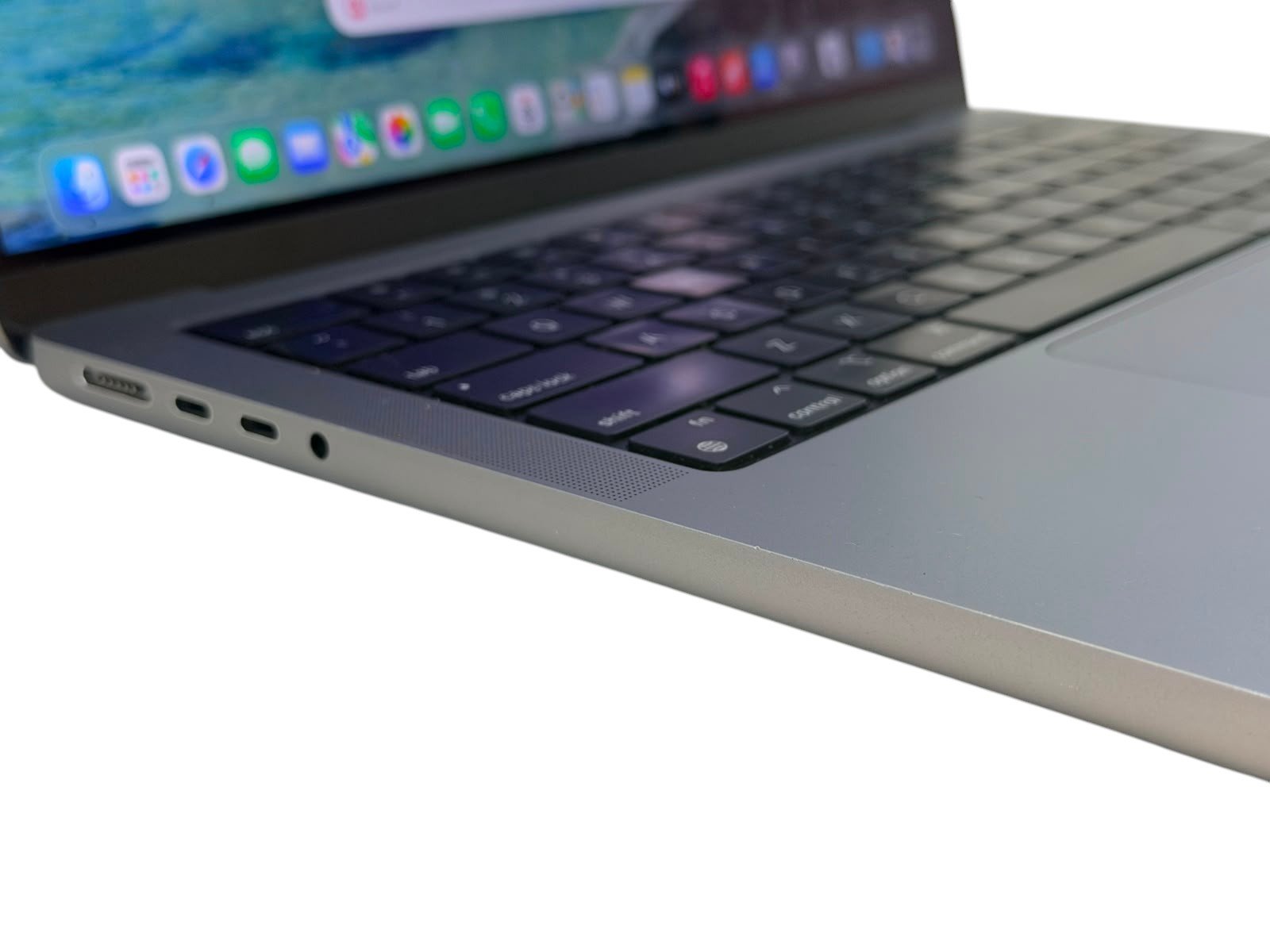 MacBook Pro 14" 2021 Apple M1 Pro / 16GB / 512GB SSD - Image 7