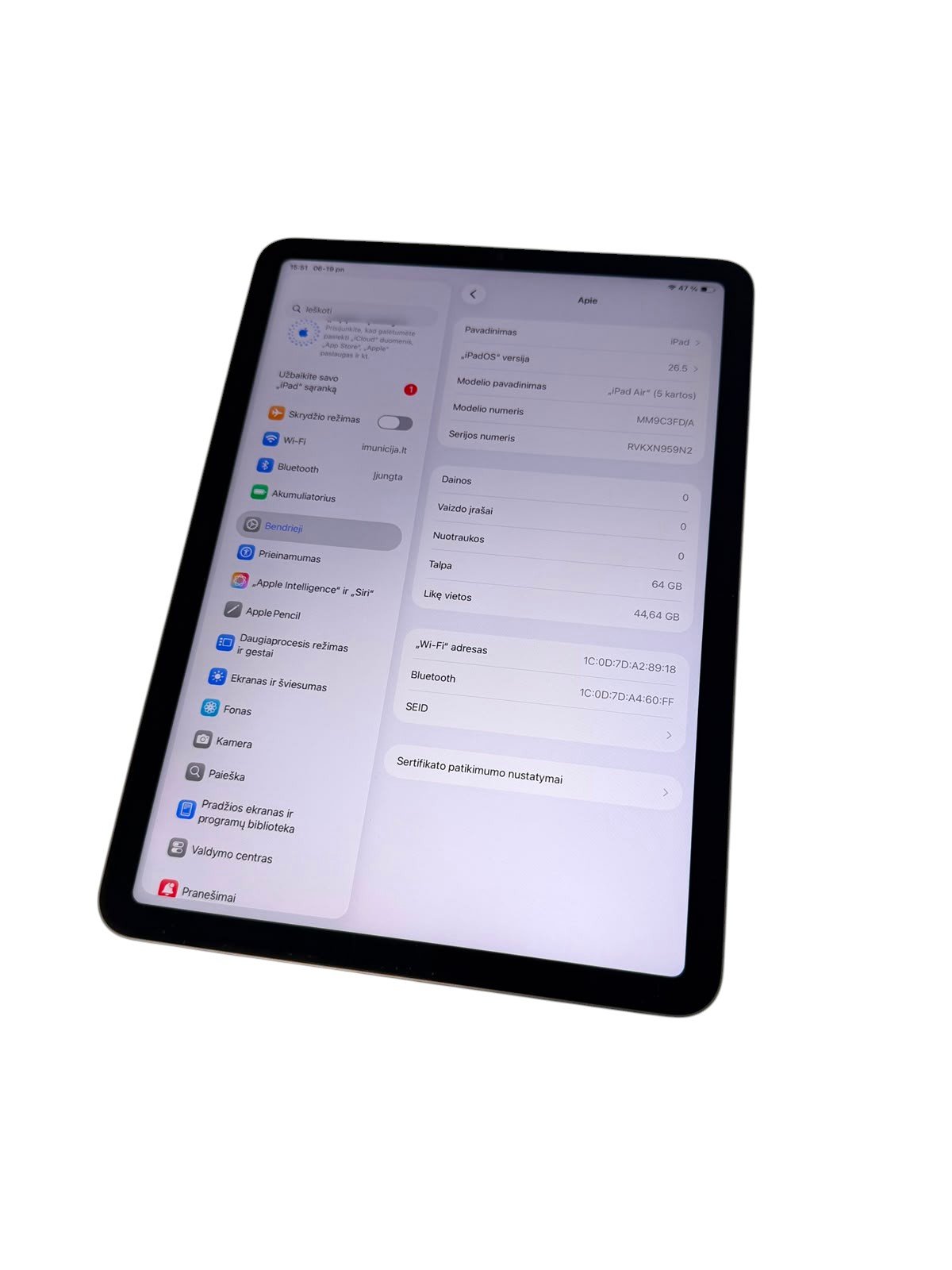 iPad Air (5th generation) (2022) 64GB - Image 3