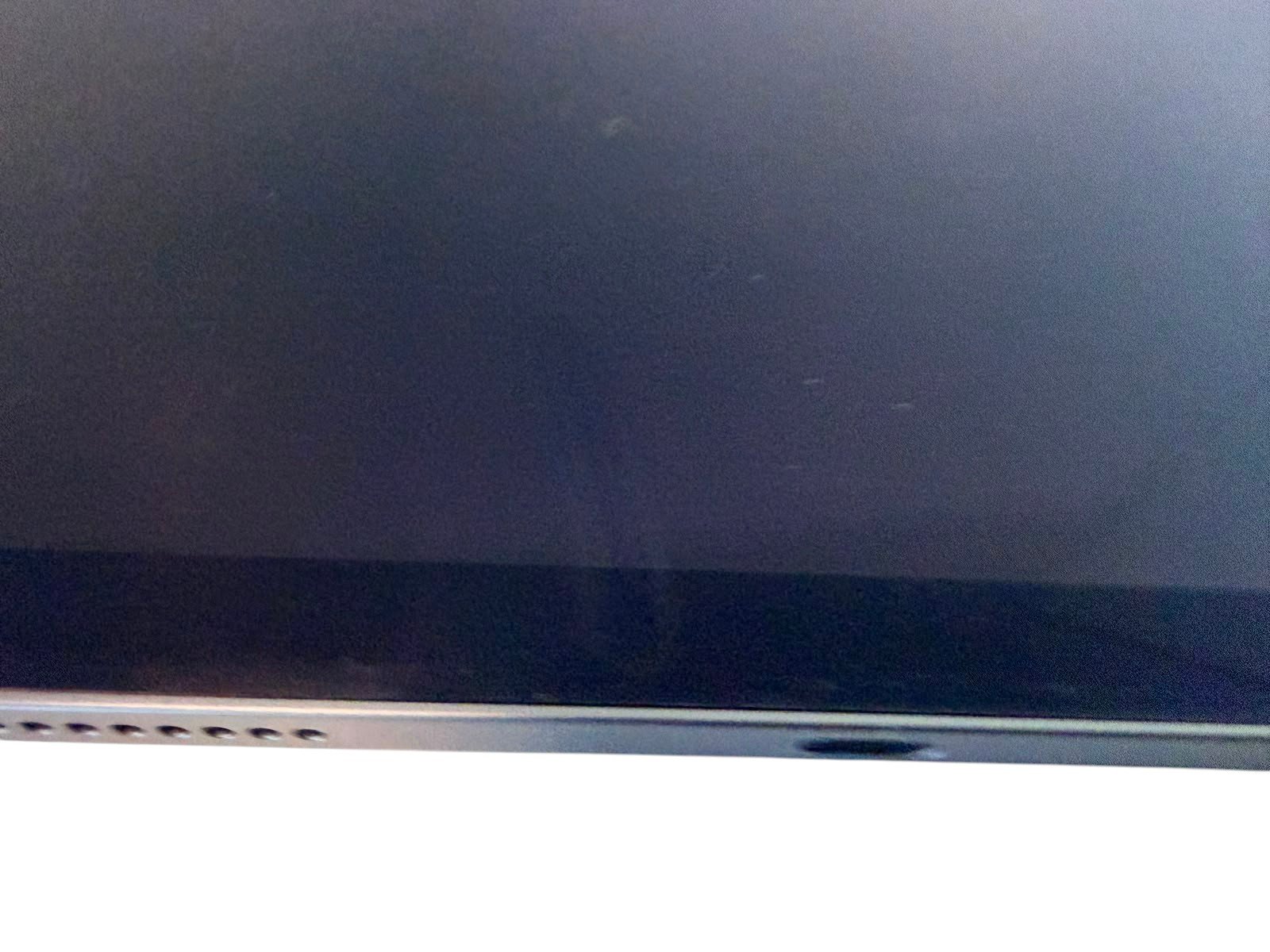 iPad Air (5th generation) (2022) 64GB - Image 5