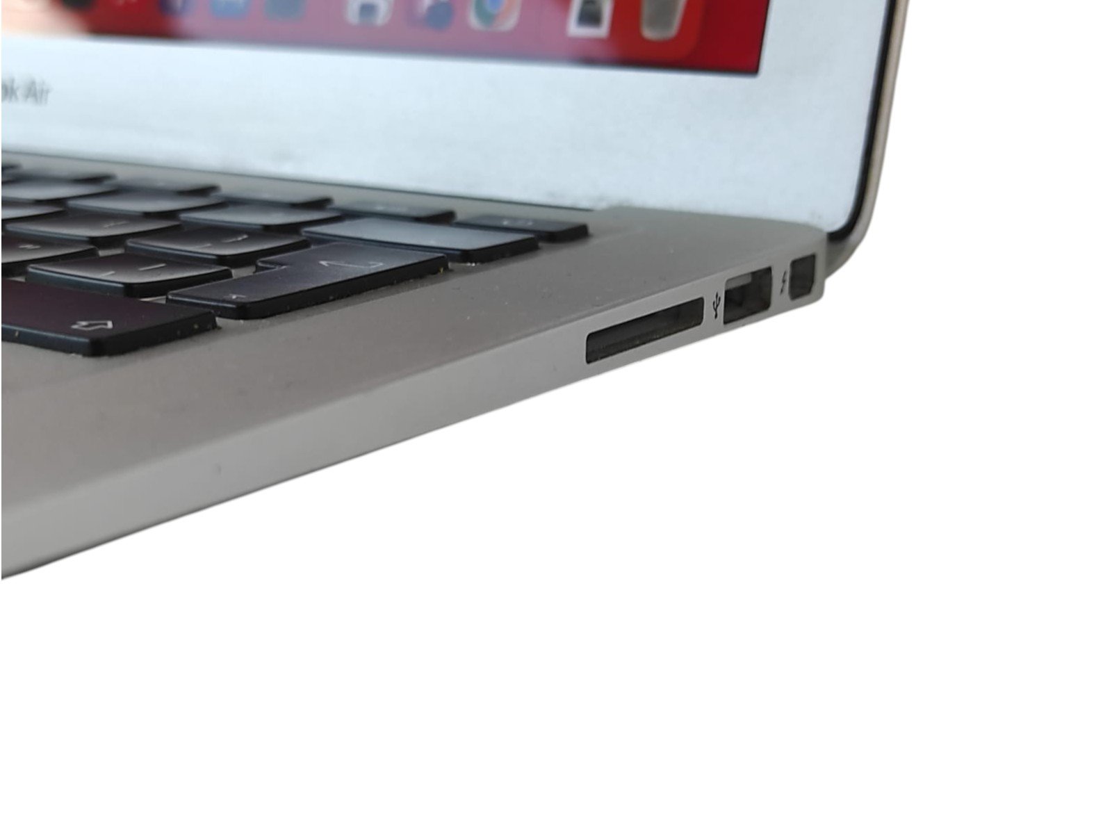 MacBook Air 13″ 2014 Dual-Core Intel Core I5 4GB/128GB - Image 6