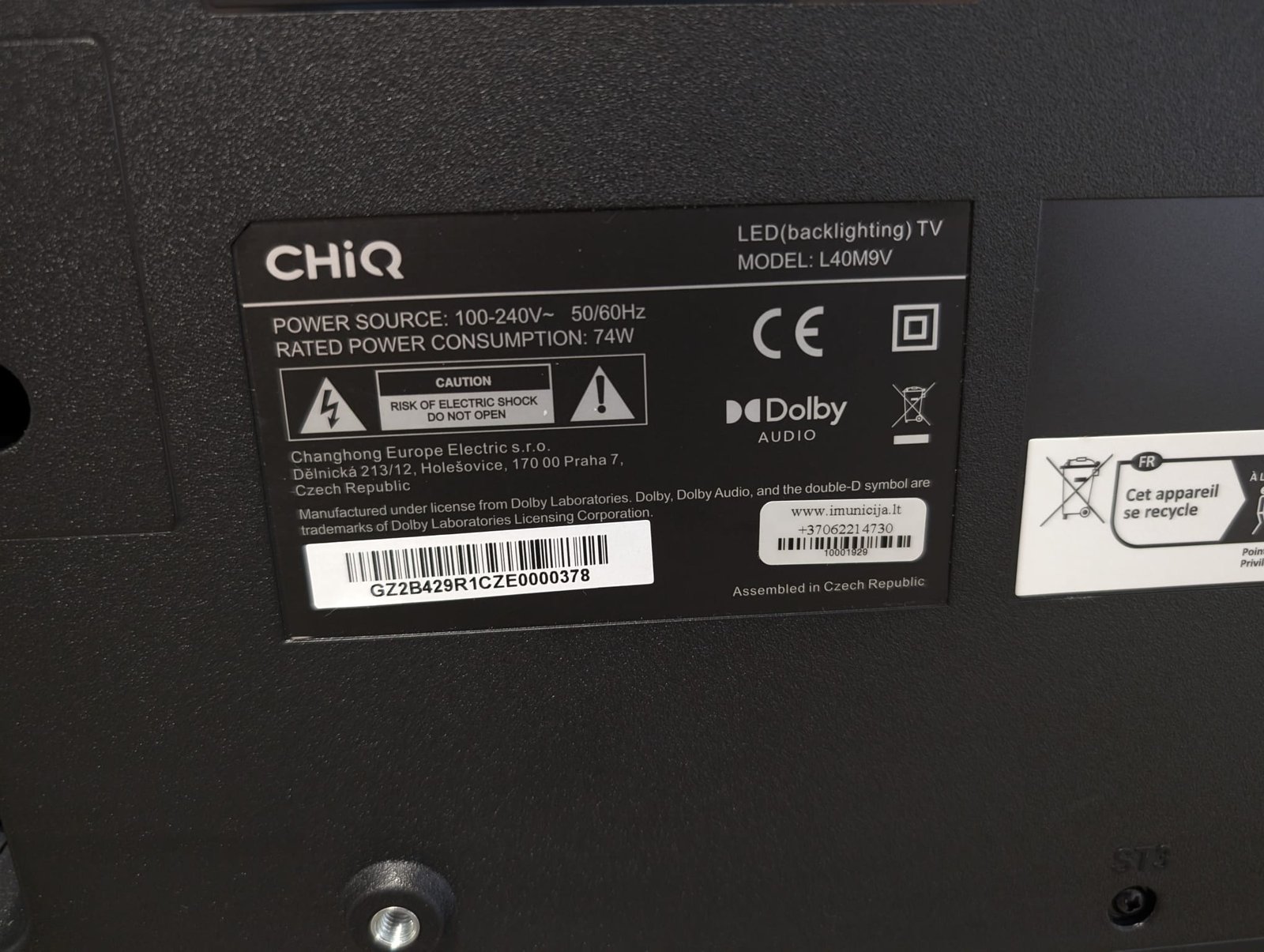 ChiQ L40M9V Google TV 40" Full HD LED TV - Image 5