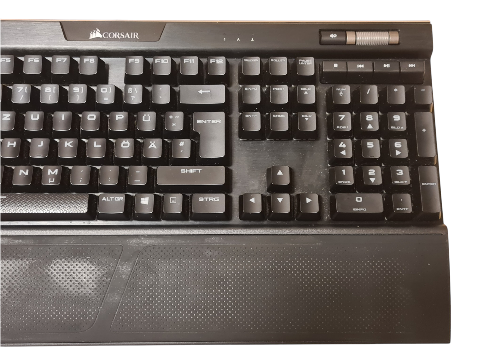 Corsair K95 RGB Platinum Mechanical Gaming Keyboard - Image 9