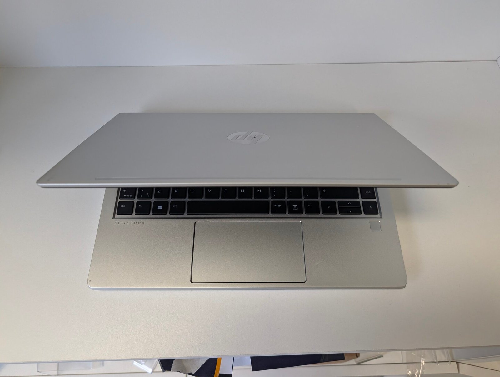 HP EliteBook 645 G9 | Ryzen 5 PRO 5675U | 32 GB RAM | 256 GB SSD | 14″ FHD - Image 8