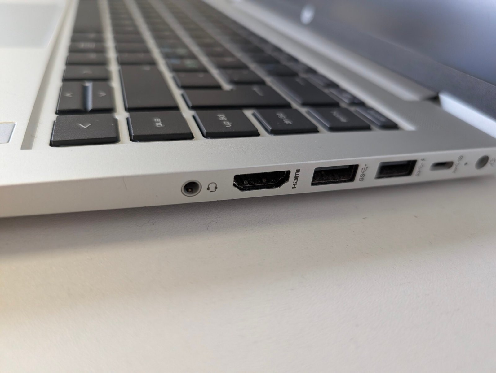HP EliteBook 845 G7 | Ryzen 3 PRO 4450U | 16 GB RAM | 256 GB SSD | 14″ FHD - Image 5