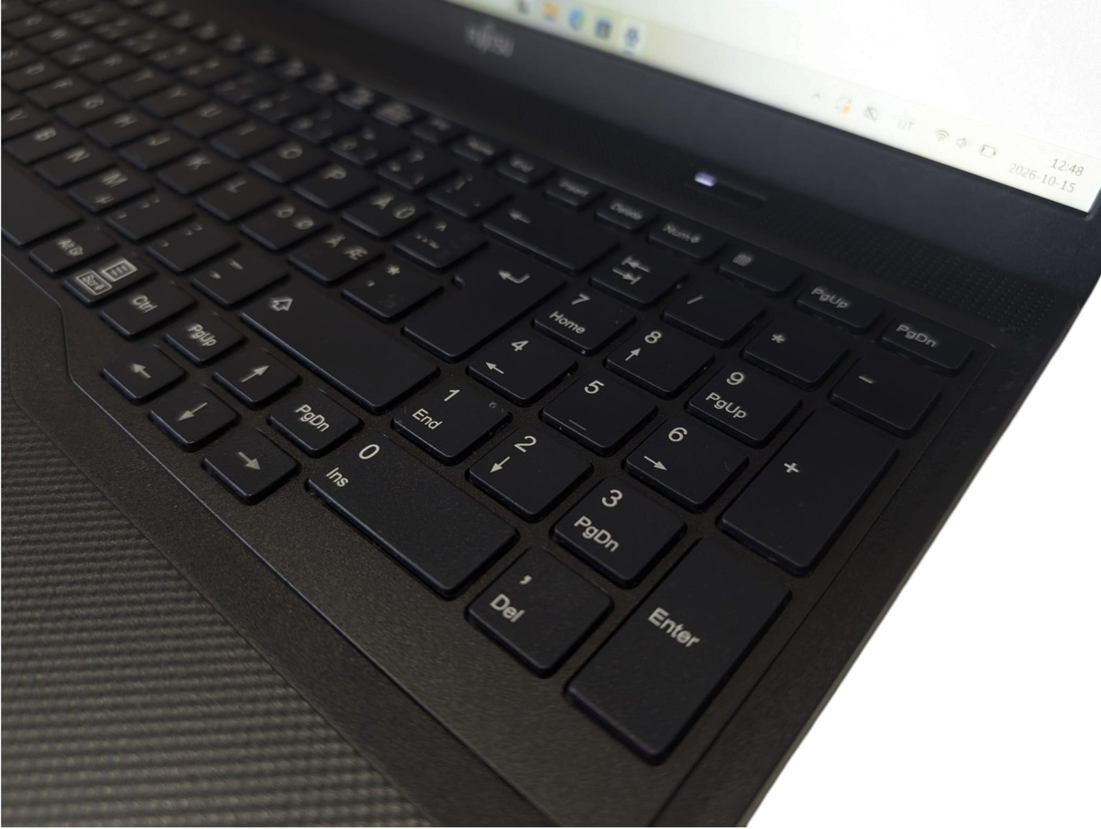 Fujitsu A3511 / i3-1115G4 / 8GB / 256GB SSD / 15.6" FHD - Image 6